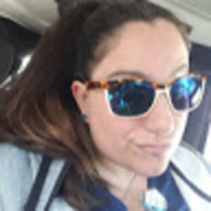 Meet your Posher, Riane